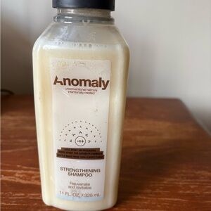 Anomaly Strengthening Shampoo